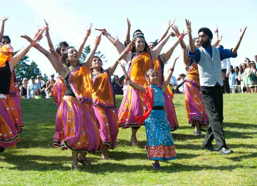 Bollywood Birthday Party by South Asian Arts at Summer Live 2011