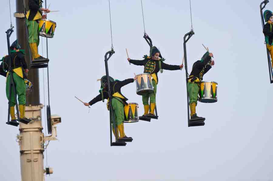 Transe Express at Vancouver 2010 Cultural Olympiad (photo by Chris Cameron)